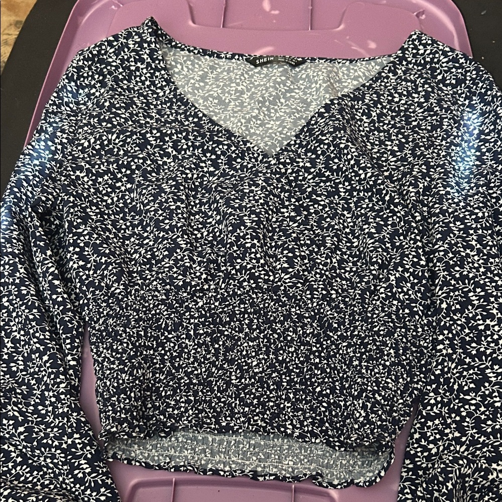 SHEIN Navy and White Floral V-Neck Blouse
